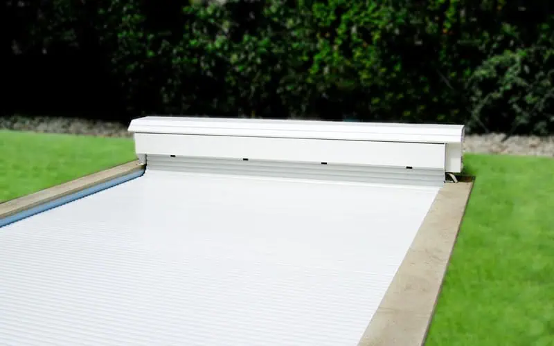 Sitzbank-Klassisch-Kunststoff-Weiß Sitzbank-Klassisch-Kunststoff-Weiß