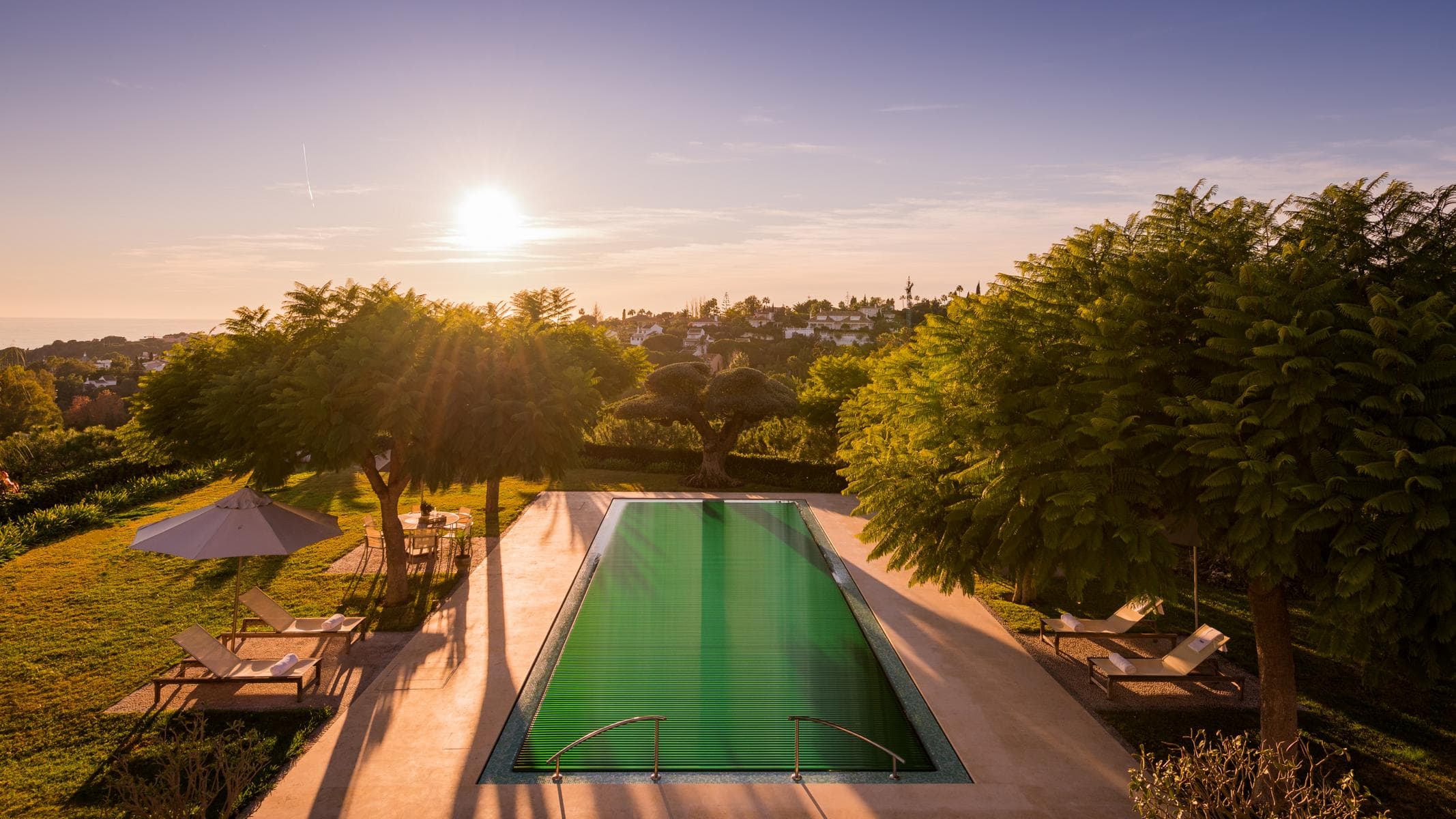 Premium Schwimmbadabdeckungen - GmbH Solar Melichar Rollo